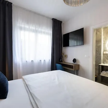 Eva Vikendica Kastela