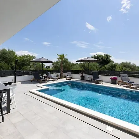 Eva Holiday home Kastela